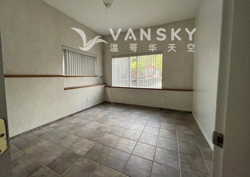 260202192714_bedroom 1.jpg